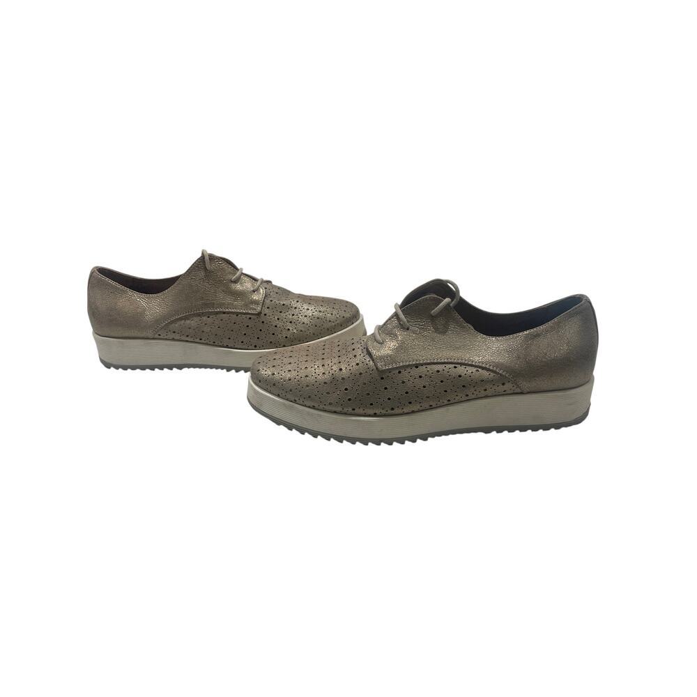 Donna Piu Made in Italy Metallic Bronze Perforated Oxford Shoes size 38 euro - Picture 2 of 7